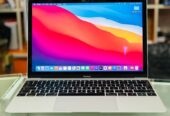 macbook 2015 retina core M 12.5 inch